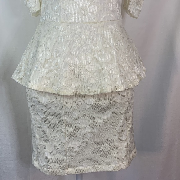 ASOS Cream Lace Peplum Off the Shoulder Dress- EUC - Picture 7 of 16